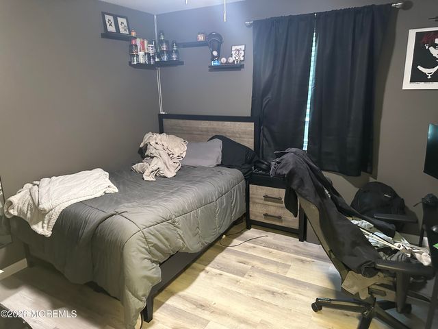 1345 Pacific Avenue, Beachwood, NJ 08722