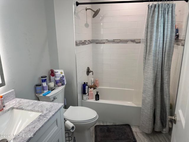 1345 Pacific Avenue, Beachwood, NJ 08722