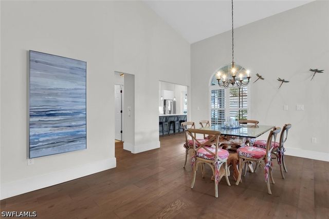 2124 Paget CIR 1, Naples, FL 34112
