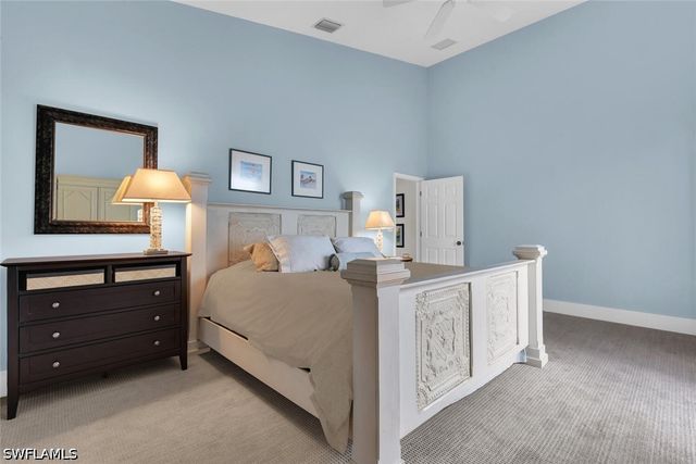 2124 Paget CIR 1, Naples, FL 34112