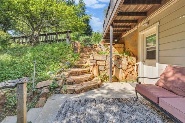 18475 E Hershey Rd, Tuolumne, CA 95379