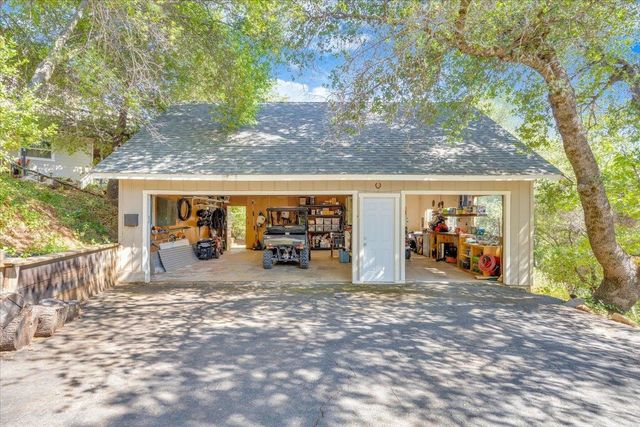 18475 E Hershey Rd, Tuolumne, CA 95379