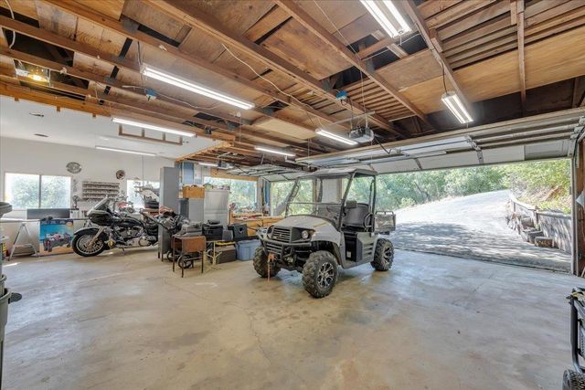 18475 E Hershey Rd, Tuolumne, CA 95379