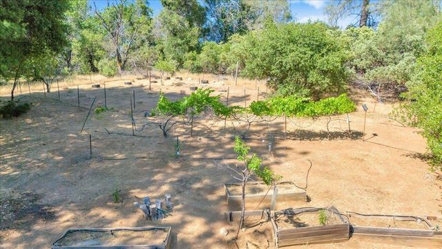 18475 E Hershey Rd, Tuolumne, CA 95379