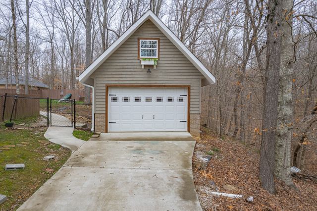550 Laurel Crown Rd, Manchester, TN 37355