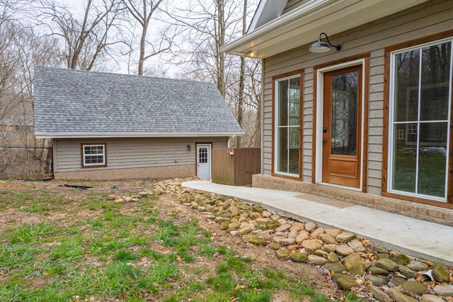 550 Laurel Crown Rd, Manchester, TN 37355