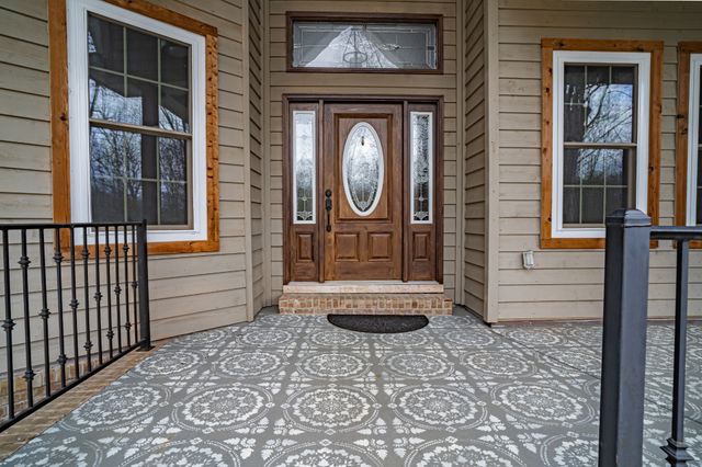 550 Laurel Crown Rd, Manchester, TN 37355
