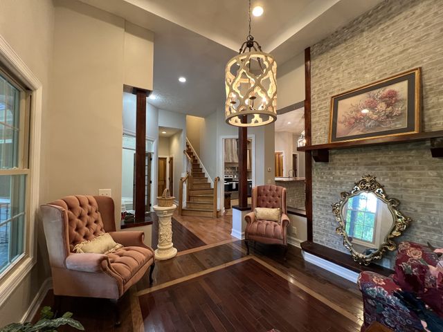550 Laurel Crown Rd, Manchester, TN 37355
