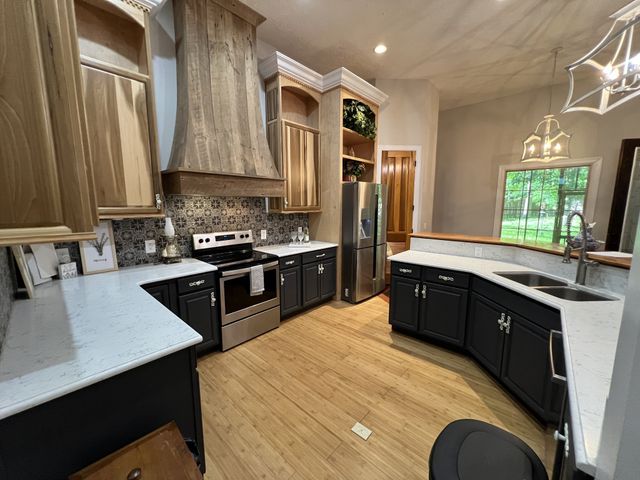550 Laurel Crown Rd, Manchester, TN 37355
