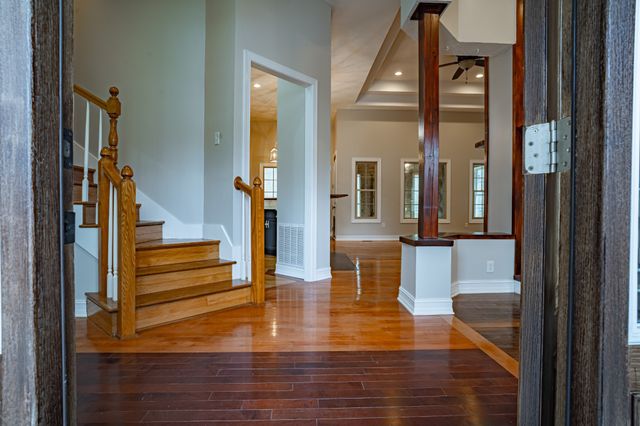 550 Laurel Crown Rd, Manchester, TN 37355