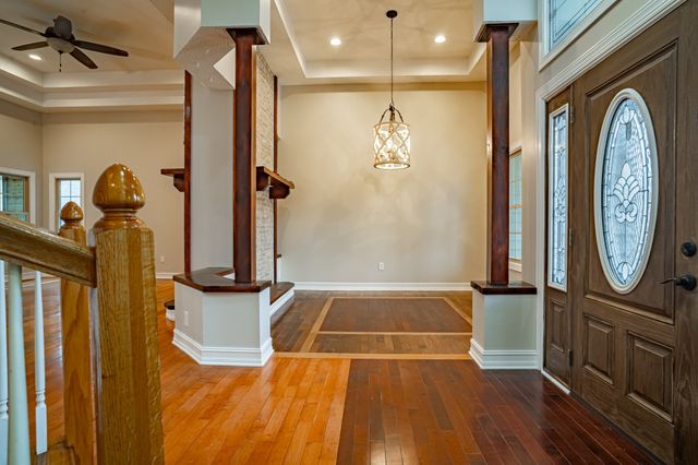 550 Laurel Crown Rd, Manchester, TN 37355