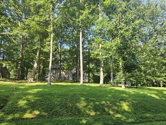 550 Laurel Crown Rd, Manchester, TN 37355