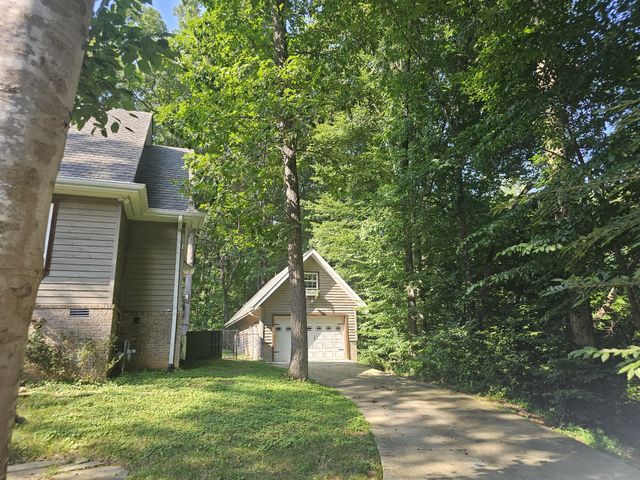 550 Laurel Crown Rd, Manchester, TN 37355