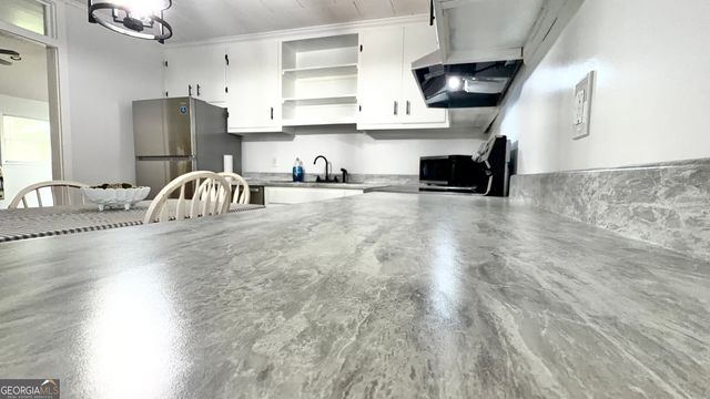 2004 32nd Street, Valley, AL 36854