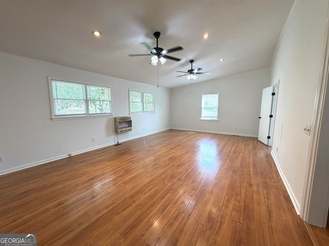 2004 32nd Street, Valley, AL 36854