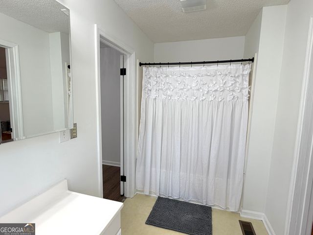2004 32nd Street, Valley, AL 36854