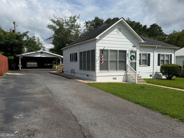 2004 32nd Street, Valley, AL 36854