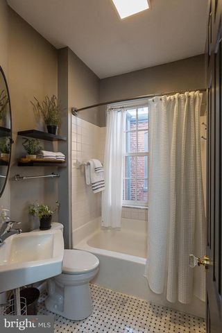 139 S DUKE ST, Lancaster, PA 17602