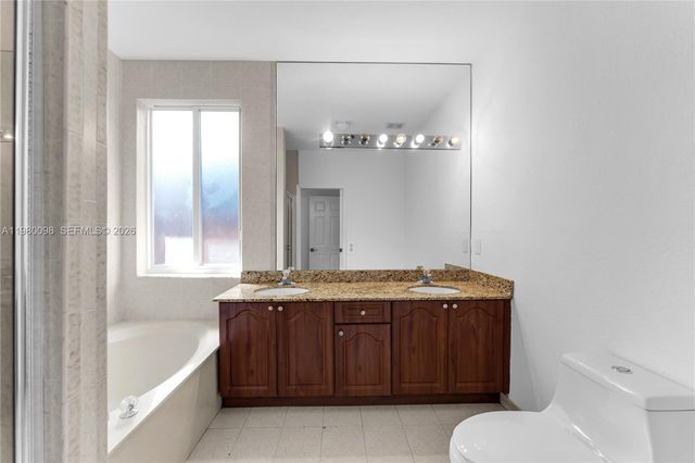 997 NE 16th Ave, Homestead, FL 33033