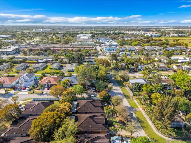 997 NE 16th Ave, Homestead, FL 33033