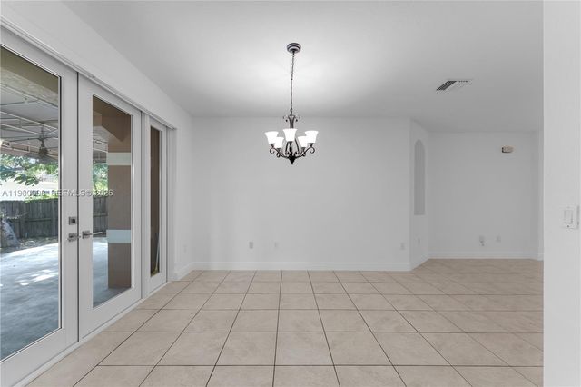 997 NE 16th Ave, Homestead, FL 33033