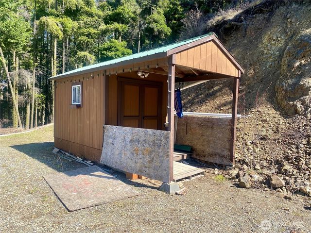 393 Tom & Nita Road, Cle Elum, WA 98922