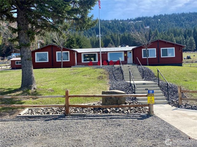 393 Tom & Nita Road, Cle Elum, WA 98922