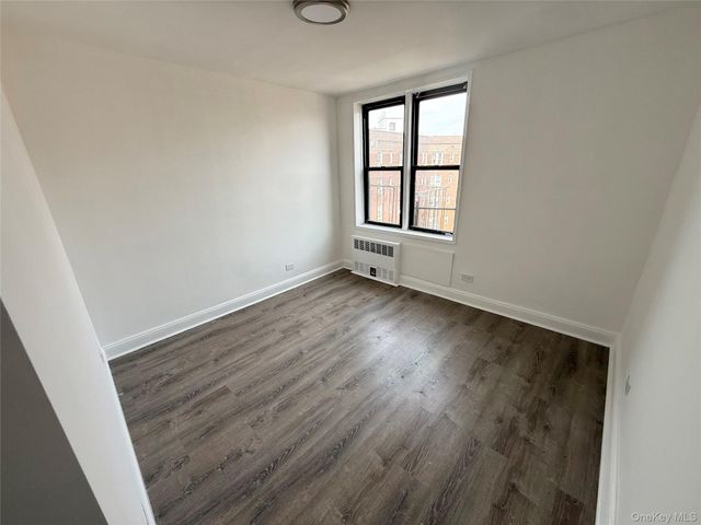 42-26 81st Street 7I, Elmhurst, NY 11373