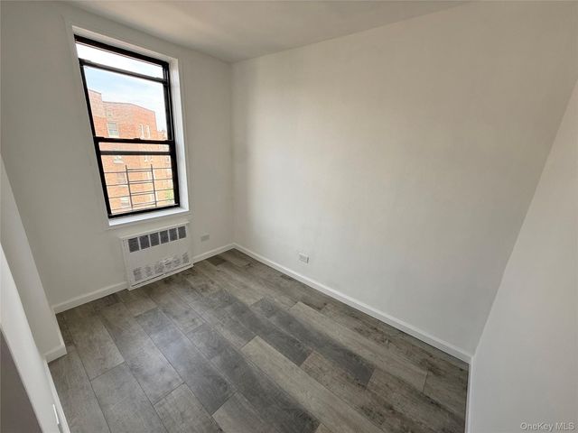 42-26 81st Street 7I, Elmhurst, NY 11373
