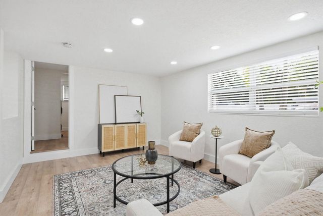 4438 W WYOMING AVENUE, Tampa, FL 33616