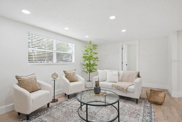 4438 W WYOMING AVENUE, Tampa, FL 33616