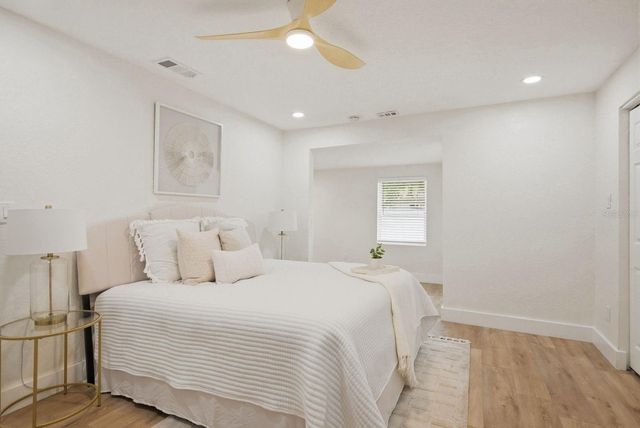 4438 W WYOMING AVENUE, Tampa, FL 33616