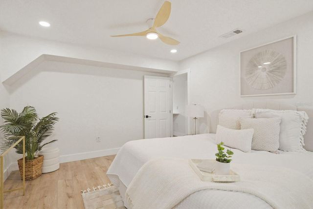 4438 W WYOMING AVENUE, Tampa, FL 33616