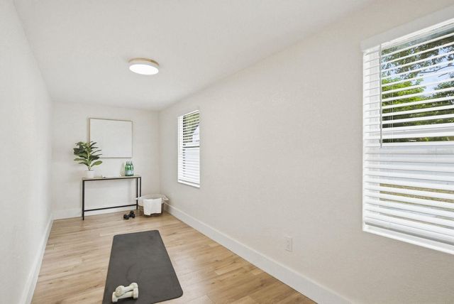 4438 W WYOMING AVENUE, Tampa, FL 33616