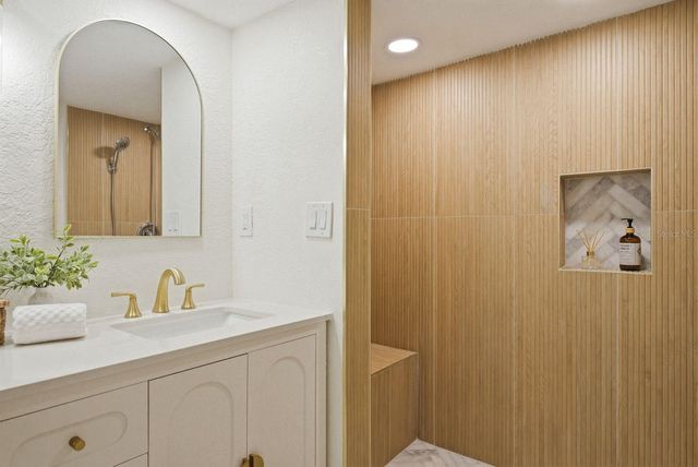 4438 W WYOMING AVENUE, Tampa, FL 33616