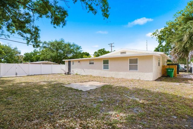 4438 W WYOMING AVENUE, Tampa, FL 33616