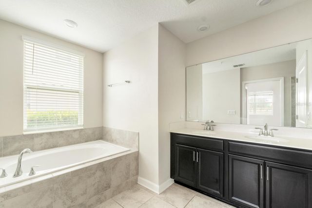 659 OCEAN COURSE AVENUE, Davenport, FL 33896