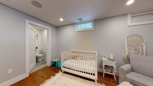 74 F St. 1, Boston, MA 02127