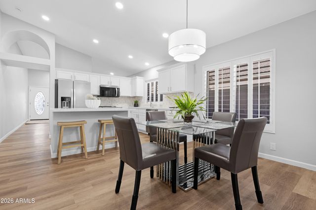 5223 W PONTIAC Drive, Glendale, AZ 85308