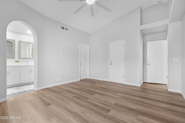 5223 W PONTIAC Drive, Glendale, AZ 85308
