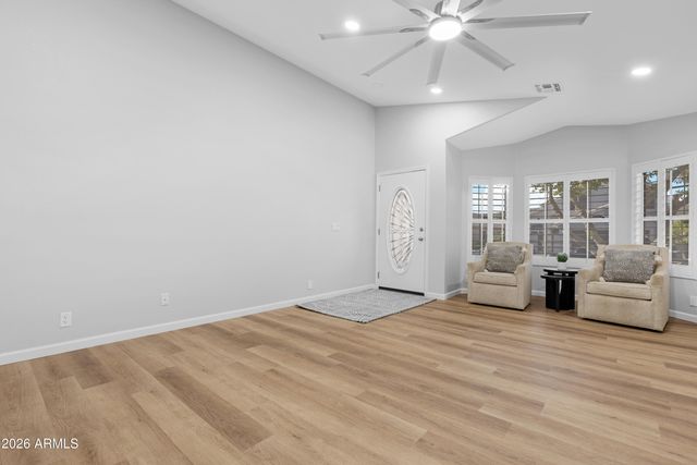 5223 W PONTIAC Drive, Glendale, AZ 85308