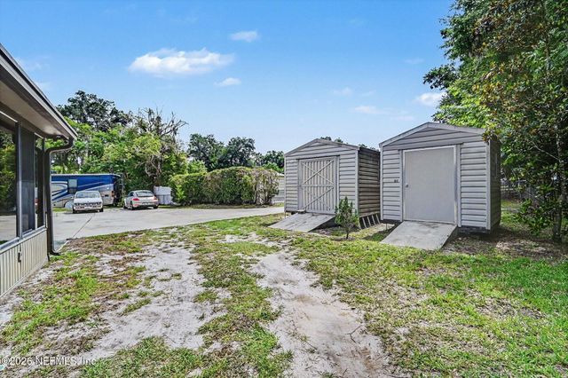 633 S DELAWARE Avenue, Deland, FL 32720