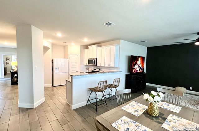 786 RUSHING BANKS, Cibolo, TX 78108