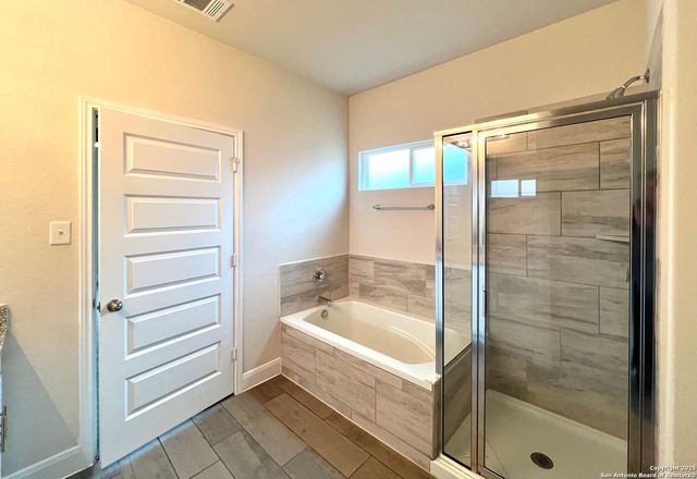 786 RUSHING BANKS, Cibolo, TX 78108