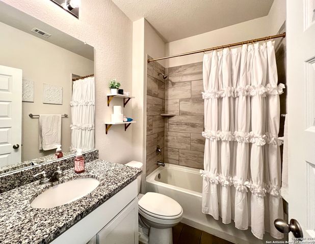 786 RUSHING BANKS, Cibolo, TX 78108