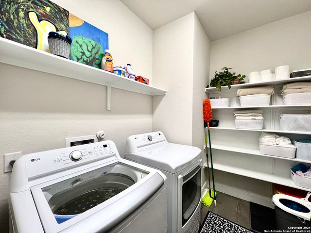 786 RUSHING BANKS, Cibolo, TX 78108