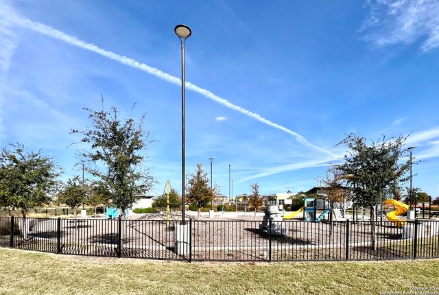 786 RUSHING BANKS, Cibolo, TX 78108