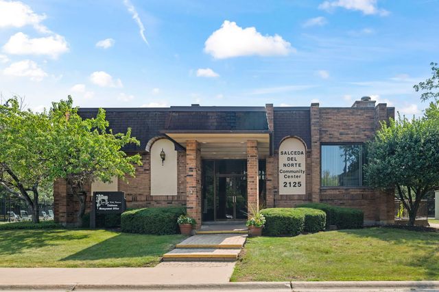 2005 Valencia Drive 306D, Northbrook, IL 60062