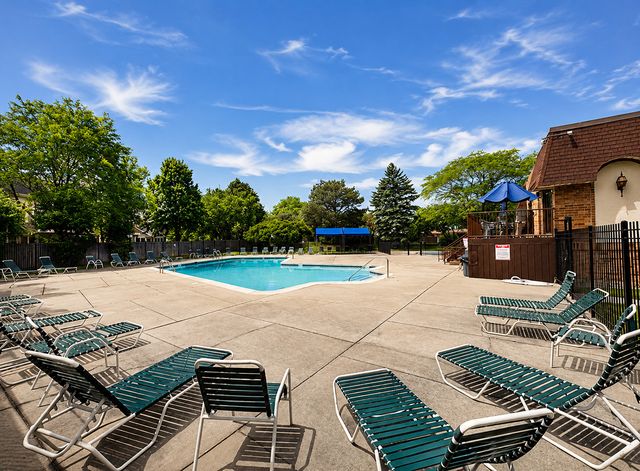 2005 Valencia Drive 306D, Northbrook, IL 60062