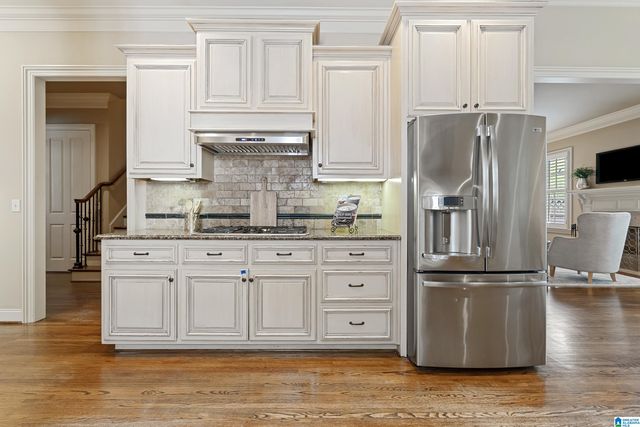 2321 OVERLOOK CREST, Vestavia Hills, AL 35226